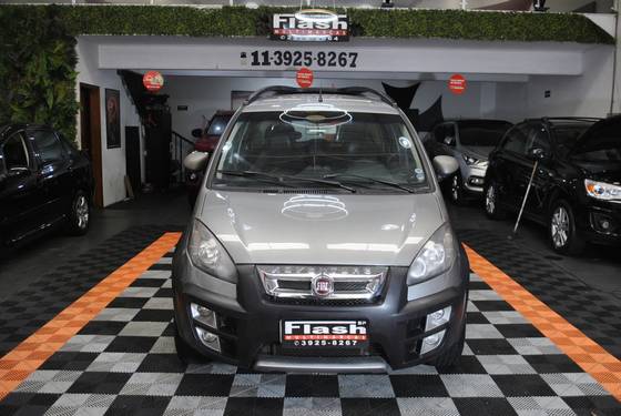 FIAT IDEA 1.8 MPI ADVENTURE 8V FLEX 4P MANUAL FIAT IDEA 1.8 MPI ADVENTURE 8V FLEX 4P MANUAL